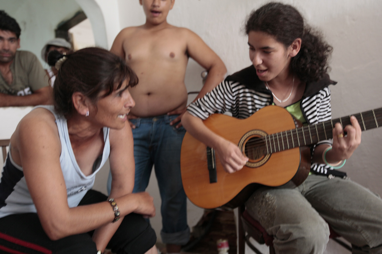 Mamo, miri, mamo, so me kerava